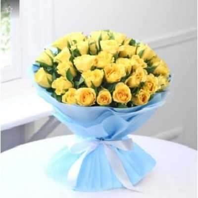 Beautiful Bunch Of 35 Yellow Roses Profile Picture
